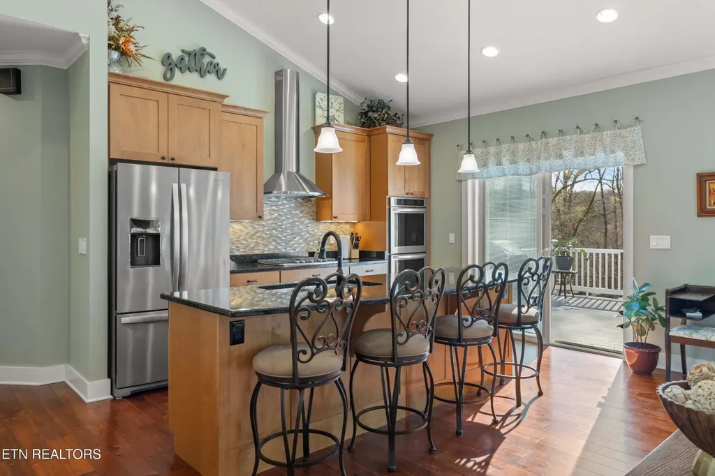 180 E Shore Drive Rockwood TN 37854