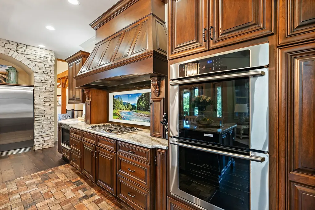 6704 Highway 52, W Lafayette TN 37083