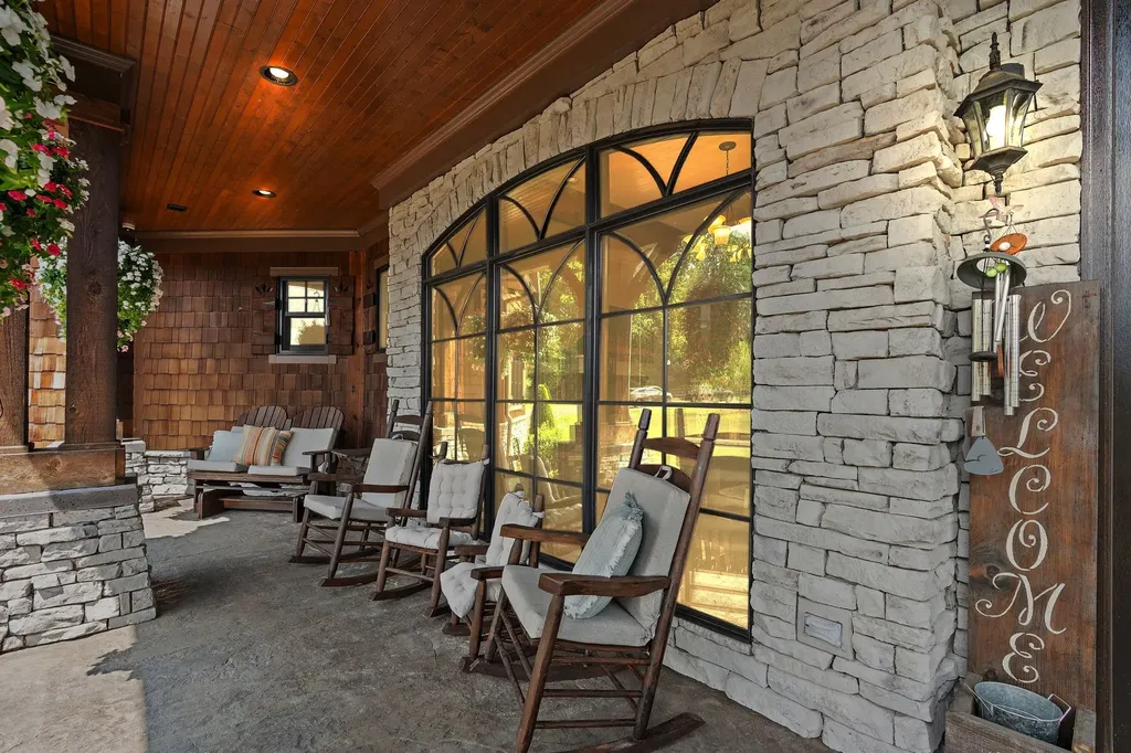 6704 Highway 52, W Lafayette TN 37083
