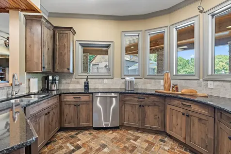 6704 Highway 52, W Lafayette TN 37083