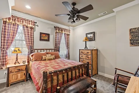6704 Highway 52, W Lafayette TN 37083
