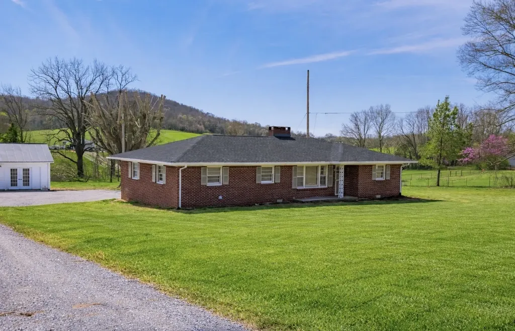 968 Spencer Road Rock Island TN 38581
