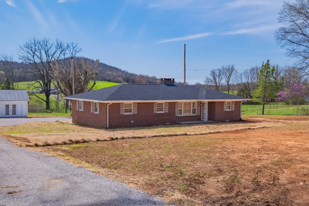 968 Spencer Road Rock Island TN 38581