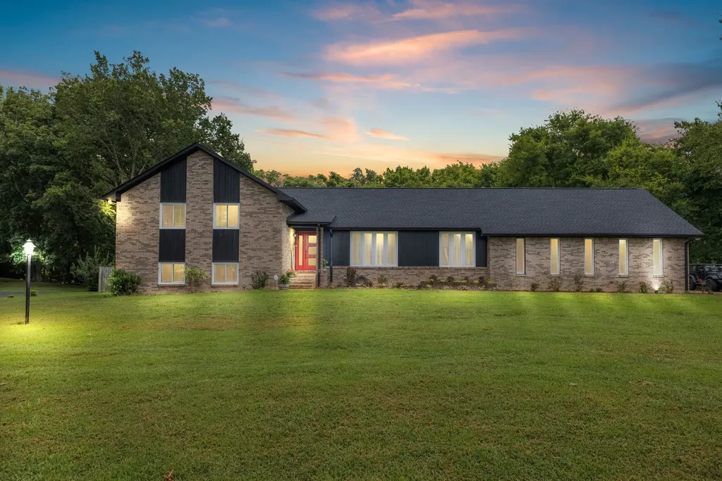 1025 Claremont Drive Columbia TN 38401