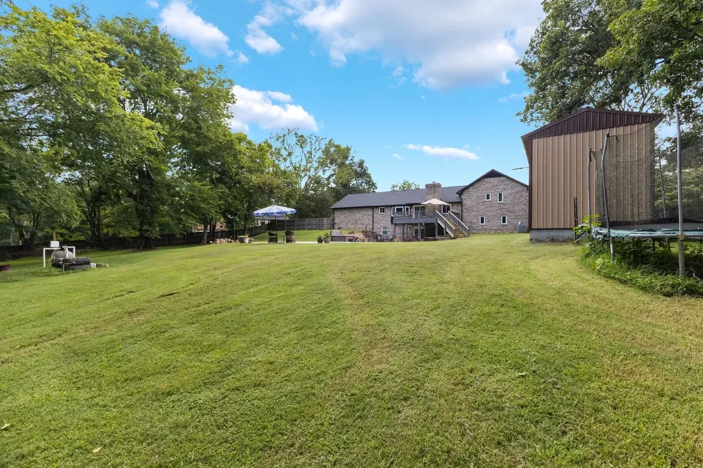 1025 Claremont Drive Columbia TN 38401