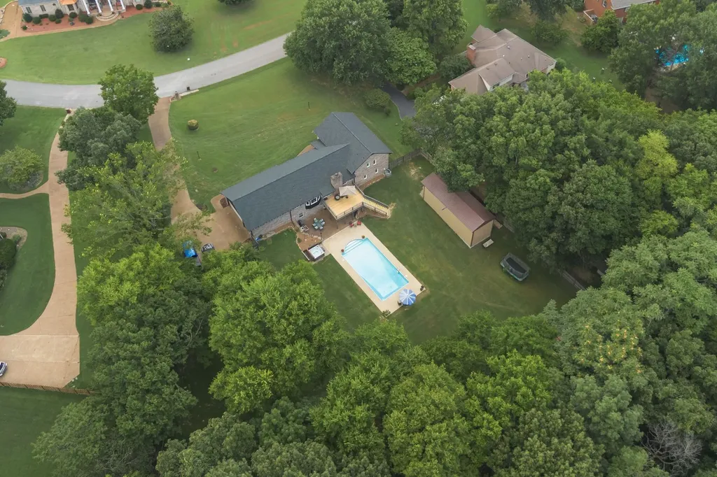 1025 Claremont Drive Columbia TN 38401
