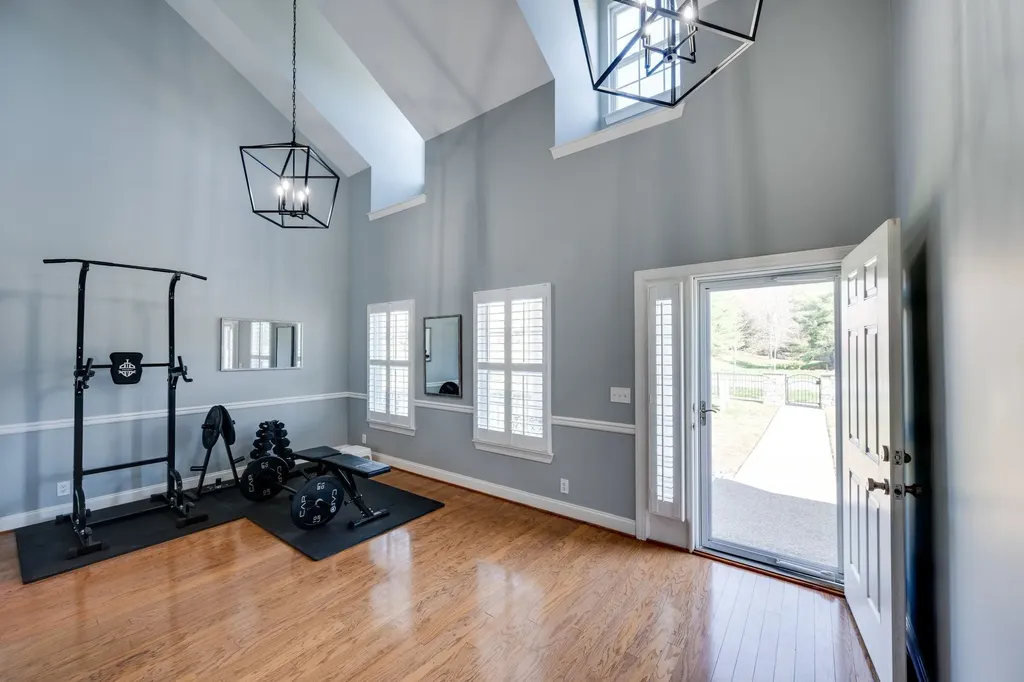1377 Liberty Pike Franklin TN 37067