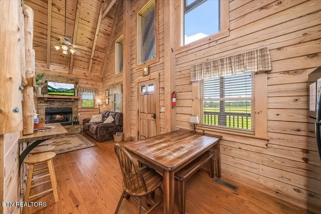 101 Meadow View Lane Spencer TN 38585