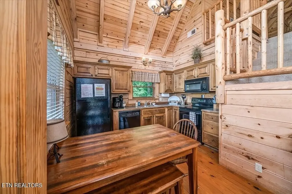 101 Meadow View Lane Spencer TN 38585