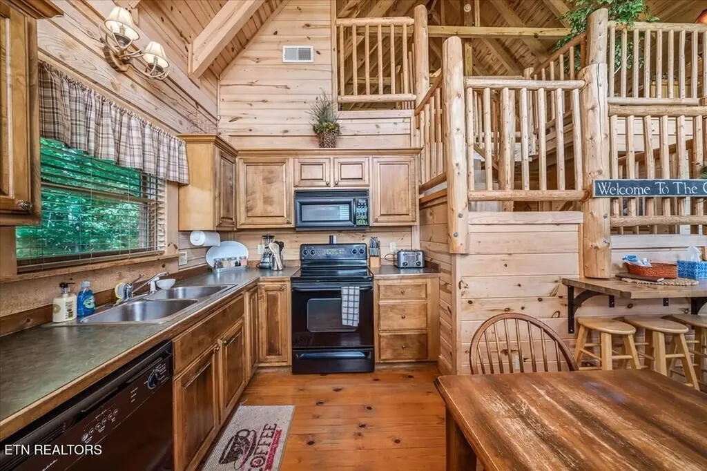 101 Meadow View Lane Spencer TN 38585
