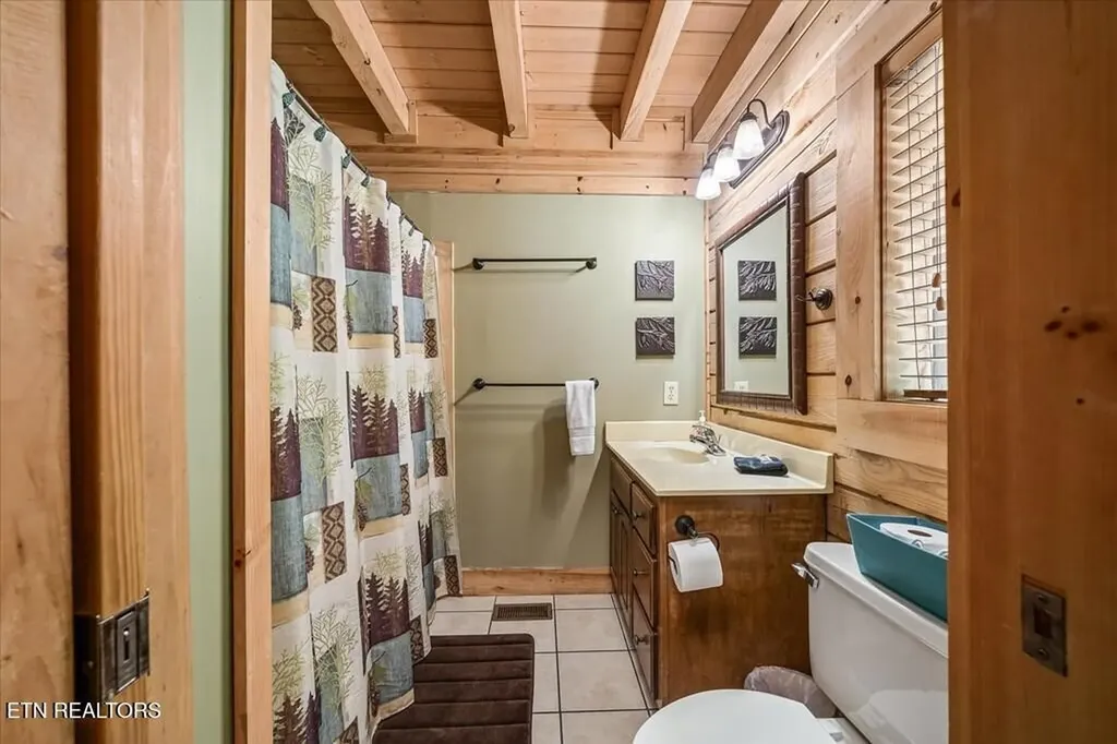 101 Meadow View Lane Spencer TN 38585