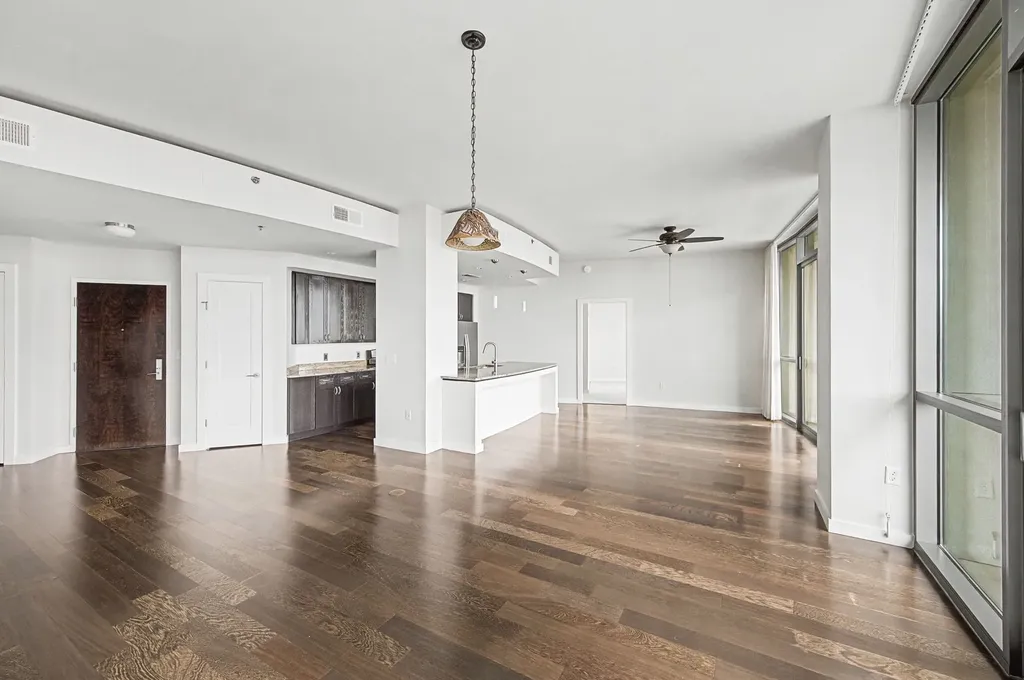 900 20th Ave, S Nashville TN 37212