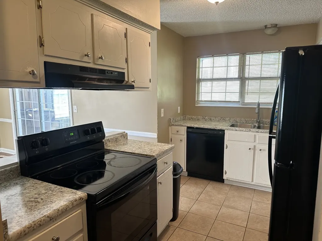 4000 Anderson Road Nashville TN 37217