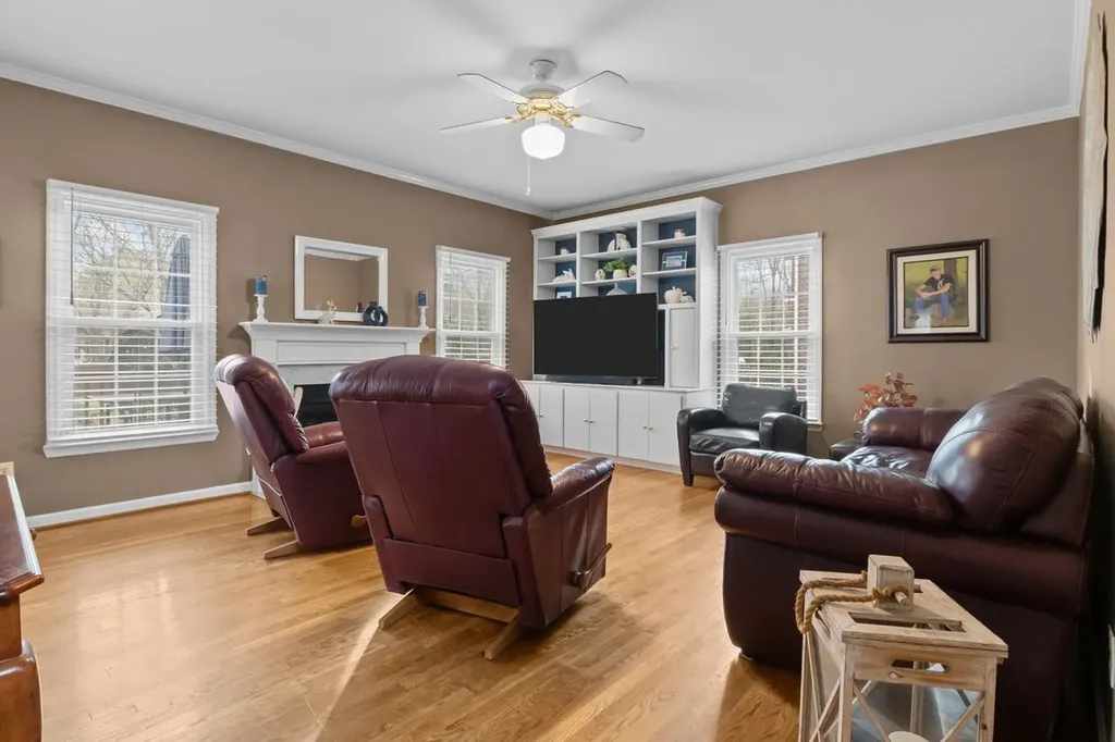 465 Harpeth Meadows Drive Kingston Springs TN 37082