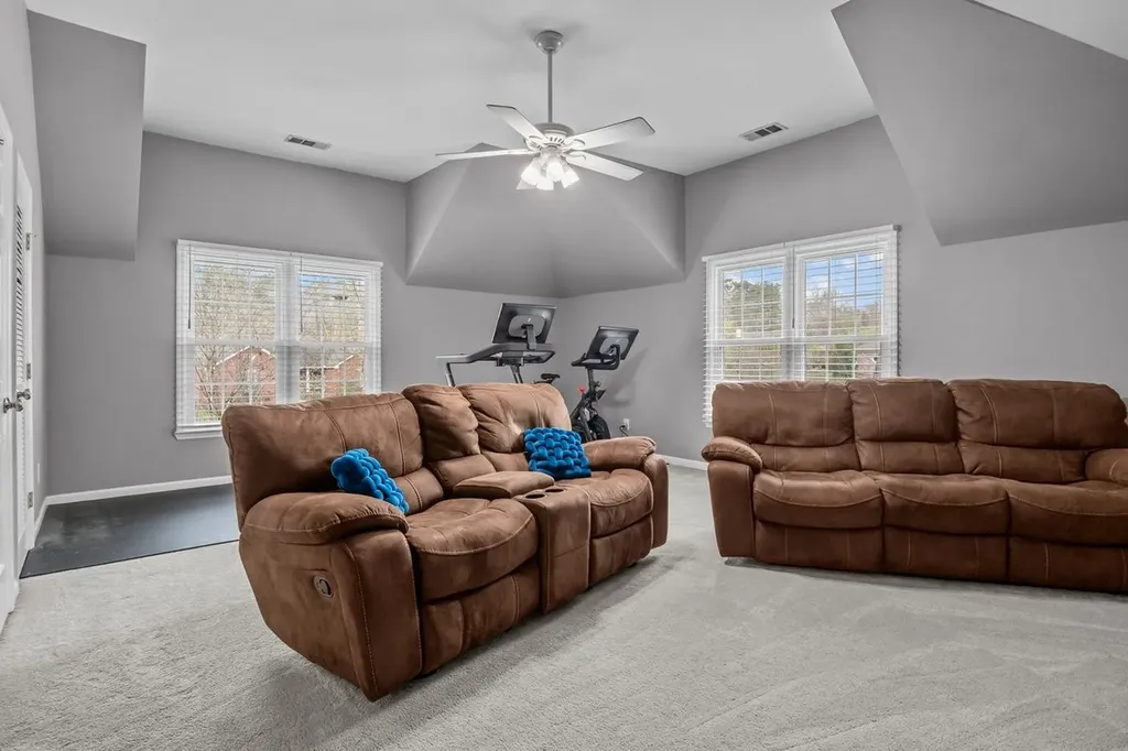 465 Harpeth Meadows Drive Kingston Springs TN 37082