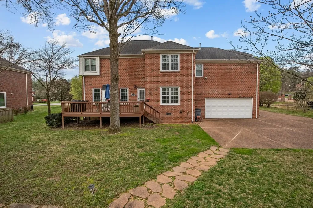 465 Harpeth Meadows Drive Kingston Springs TN 37082