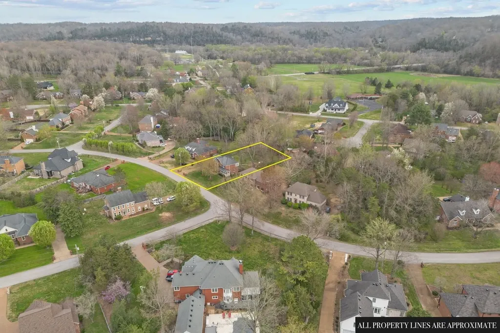 465 Harpeth Meadows Drive Kingston Springs TN 37082