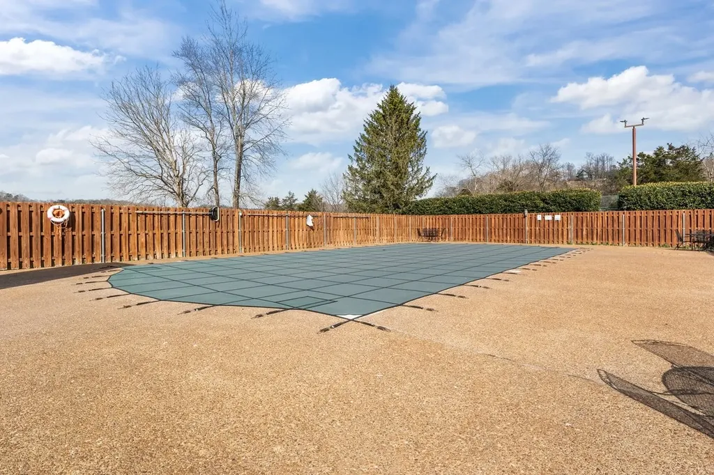 465 Harpeth Meadows Drive Kingston Springs TN 37082