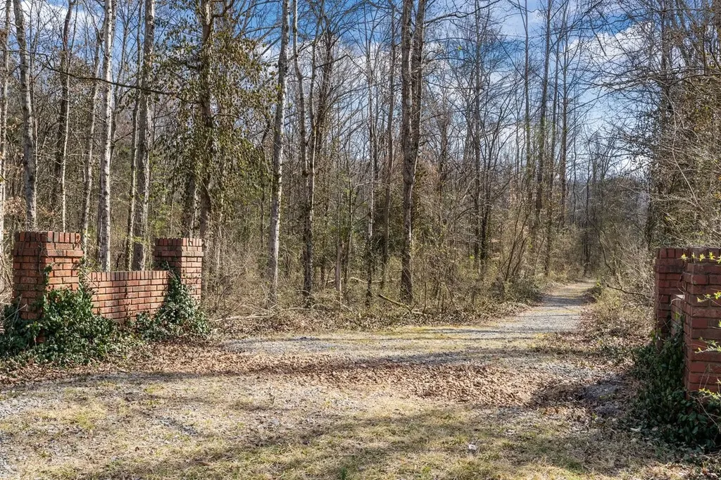 465 Harpeth Meadows Drive Kingston Springs TN 37082