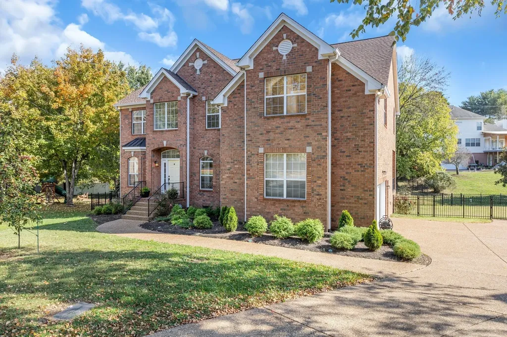 104 Portsmouth Cove Brentwood TN 37027