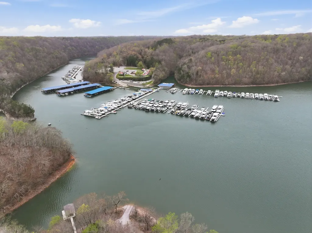 716 Still Point Road Smithville TN 37166
