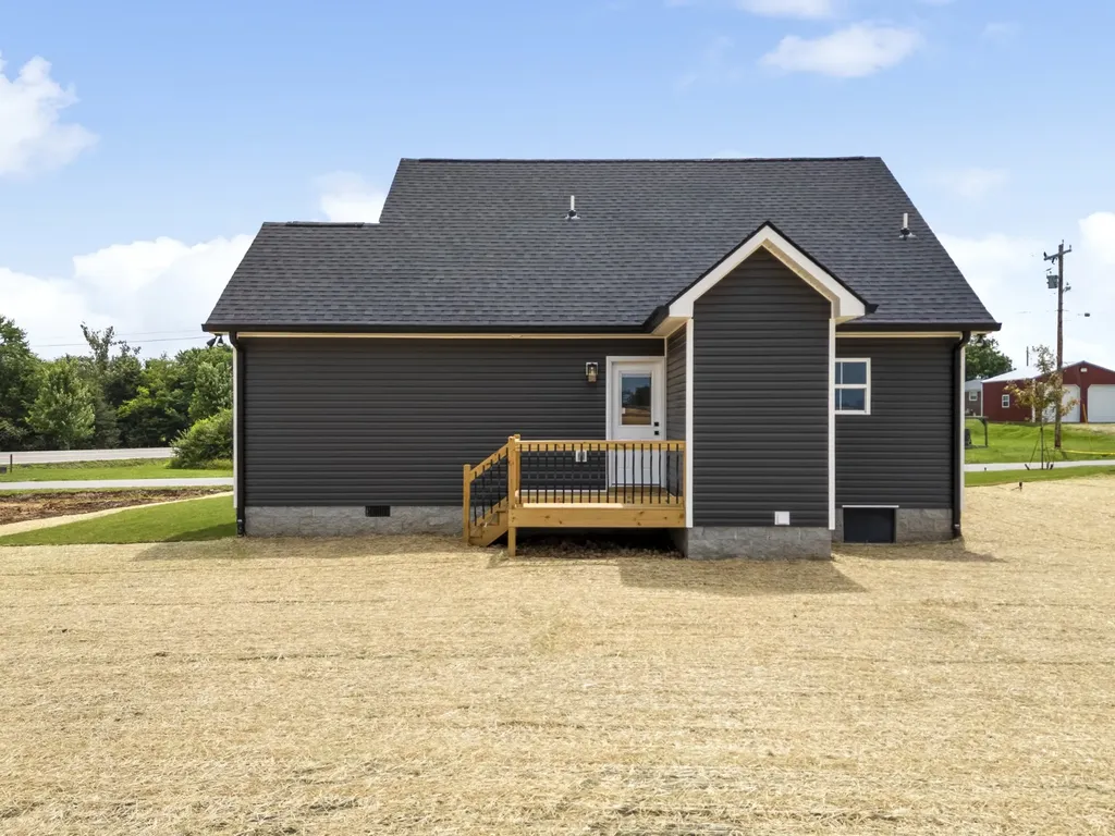 955 Wilkie Street N Mc Ewen TN 37101