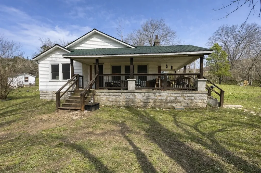 3754 Alexandria To Dismal Road Liberty TN 37095