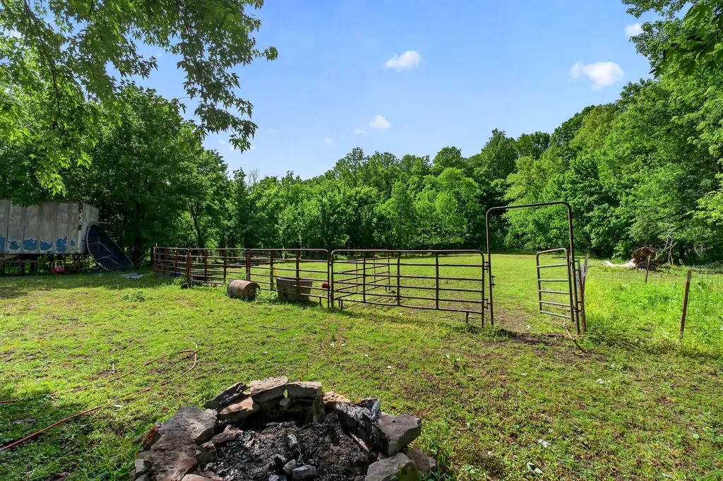 3754 Alexandria To Dismal Road Liberty TN 37095