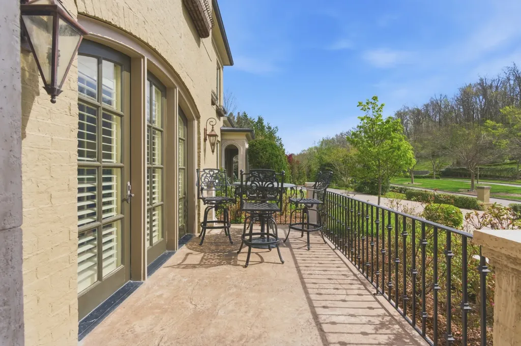 1606 Whispering Hills Drive Franklin TN 37069
