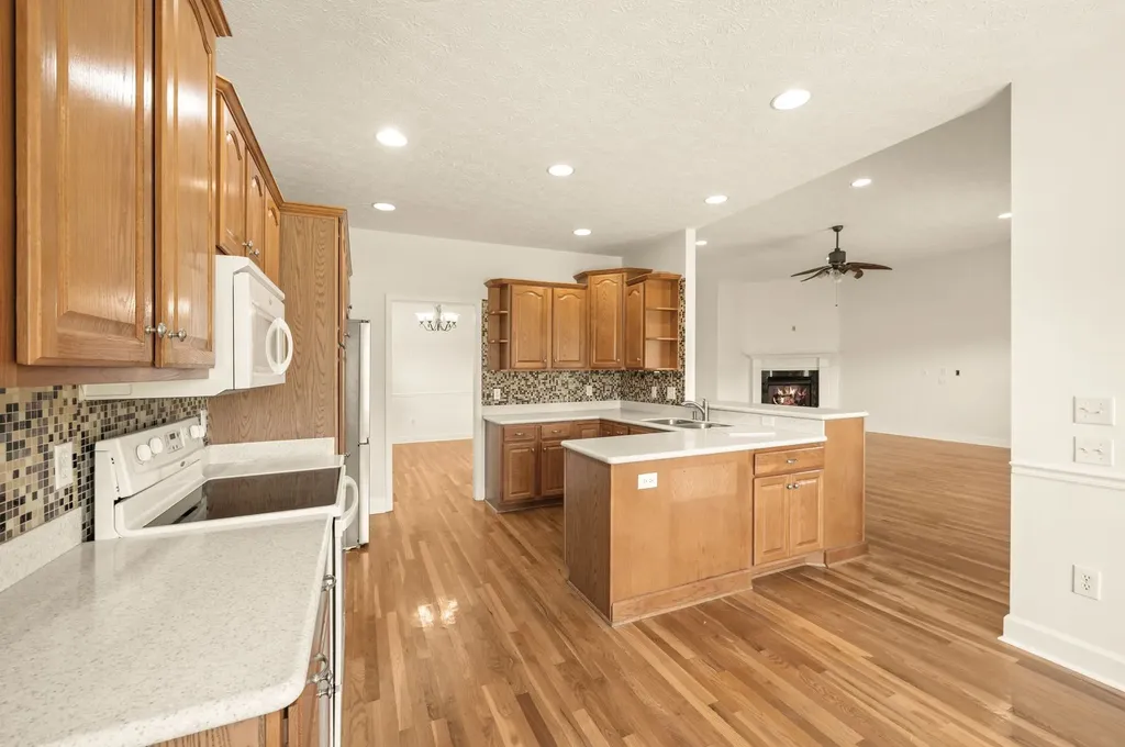 2114 London Lane Greenbrier TN 37073