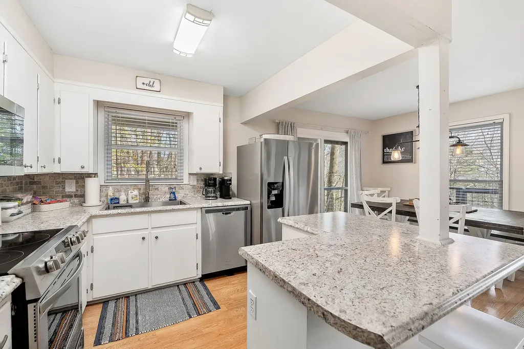 1337 Lakeside Drive Smithville TN 37166