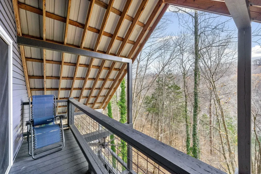 1337 Lakeside Drive Smithville TN 37166