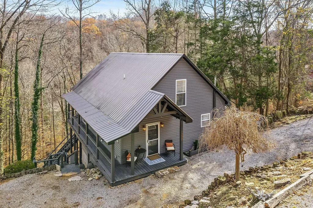 1337 Lakeside Drive Smithville TN 37166