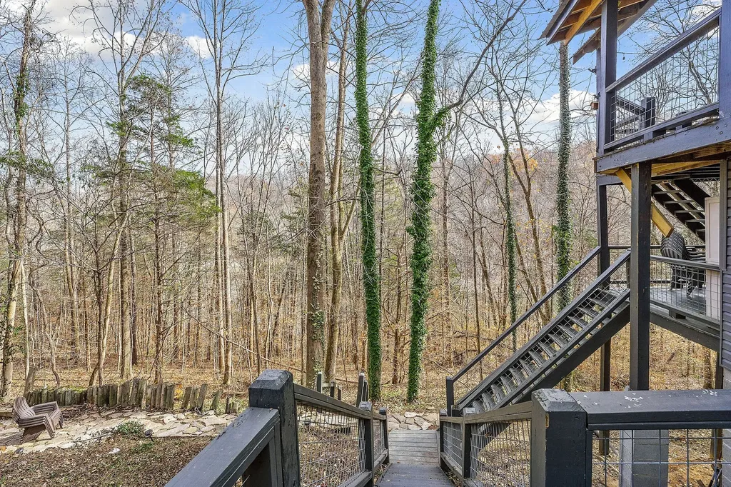 1337 Lakeside Drive Smithville TN 37166