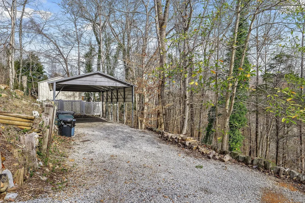 1337 Lakeside Drive Smithville TN 37166