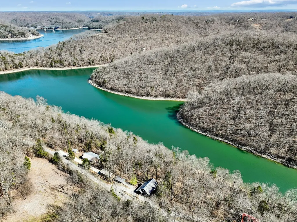 1337 Lakeside Drive Smithville TN 37166