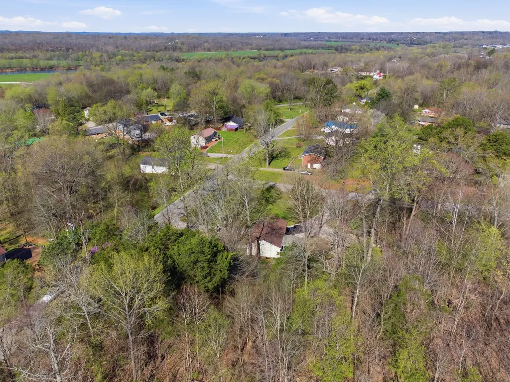 1315 Gratton Road Clarksville TN 37043