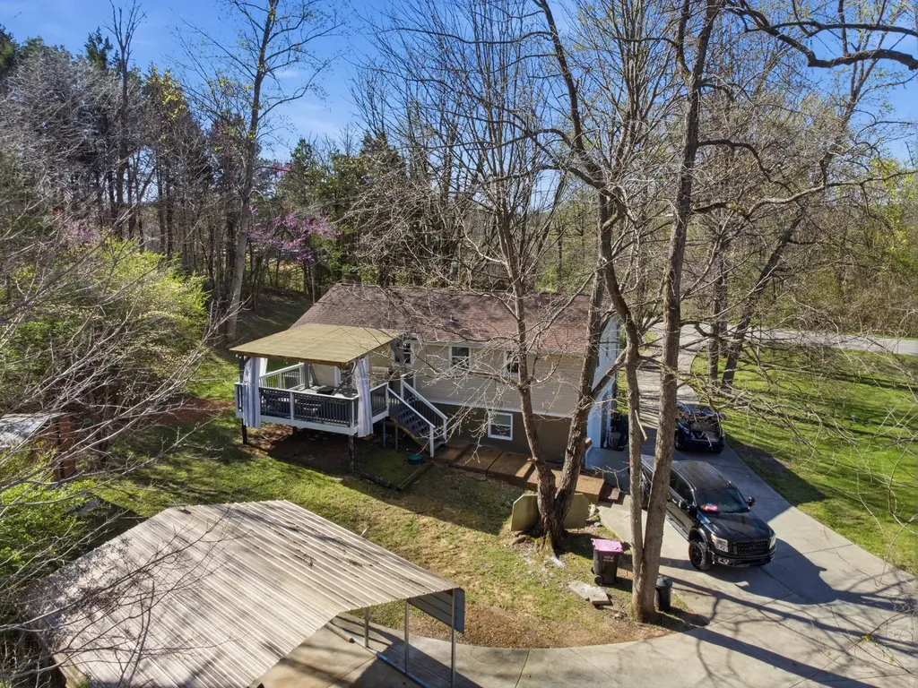 1315 Gratton Road Clarksville TN 37043