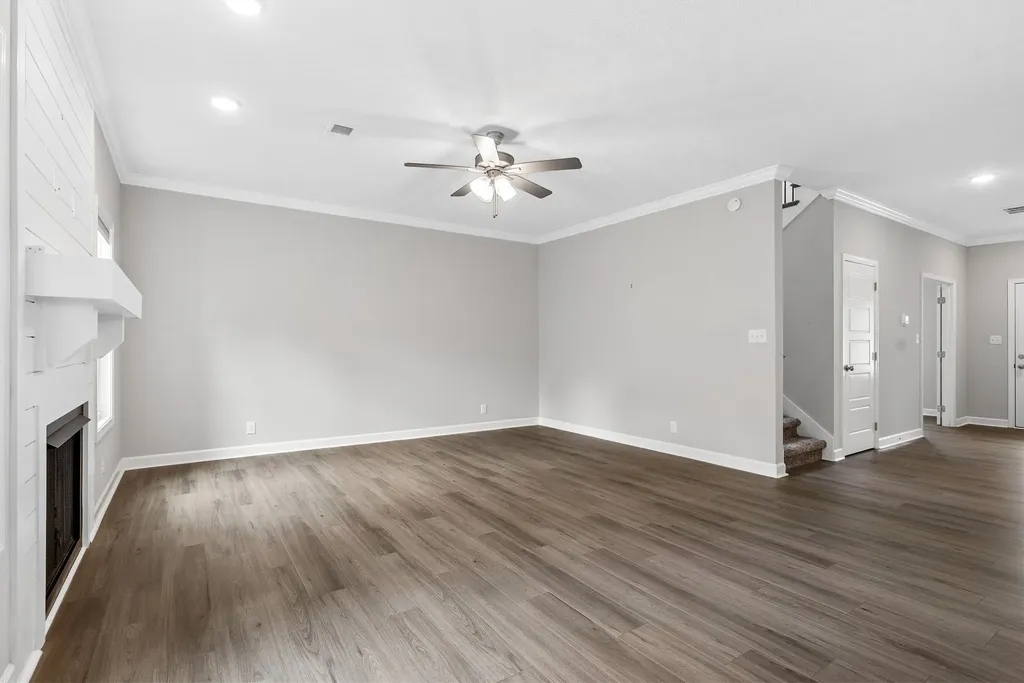 1025 Brightwood Court Clarksville TN 37043