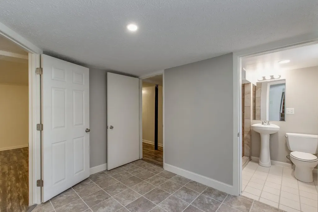 522 Stewarts Ferry Pike Nashville TN 37214