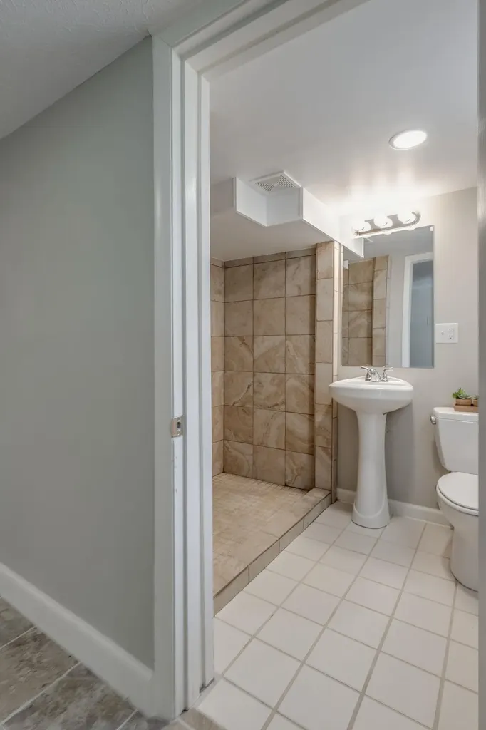 522 Stewarts Ferry Pike Nashville TN 37214