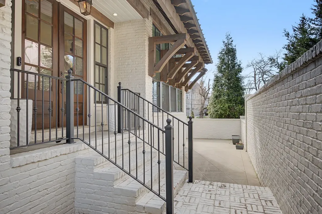 2030 Castleman Drive Nashville TN 37215