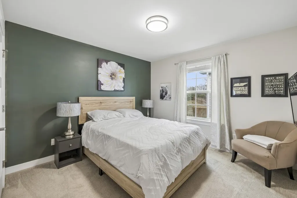 3037 Persimmon Street Columbia TN 38401