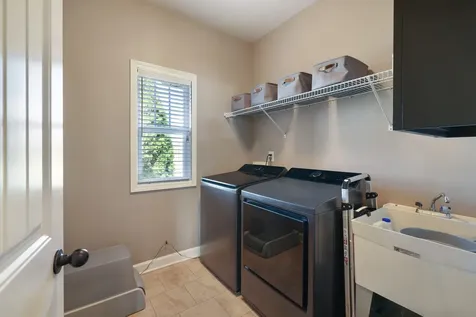 1027 Caballo Trail Gallatin TN 37066
