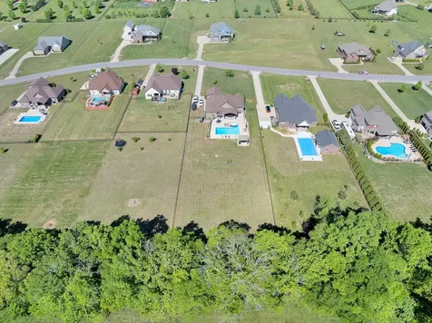 1027 Caballo Trail Gallatin TN 37066