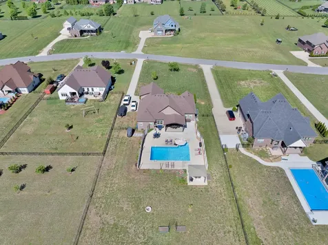 1027 Caballo Trail Gallatin TN 37066