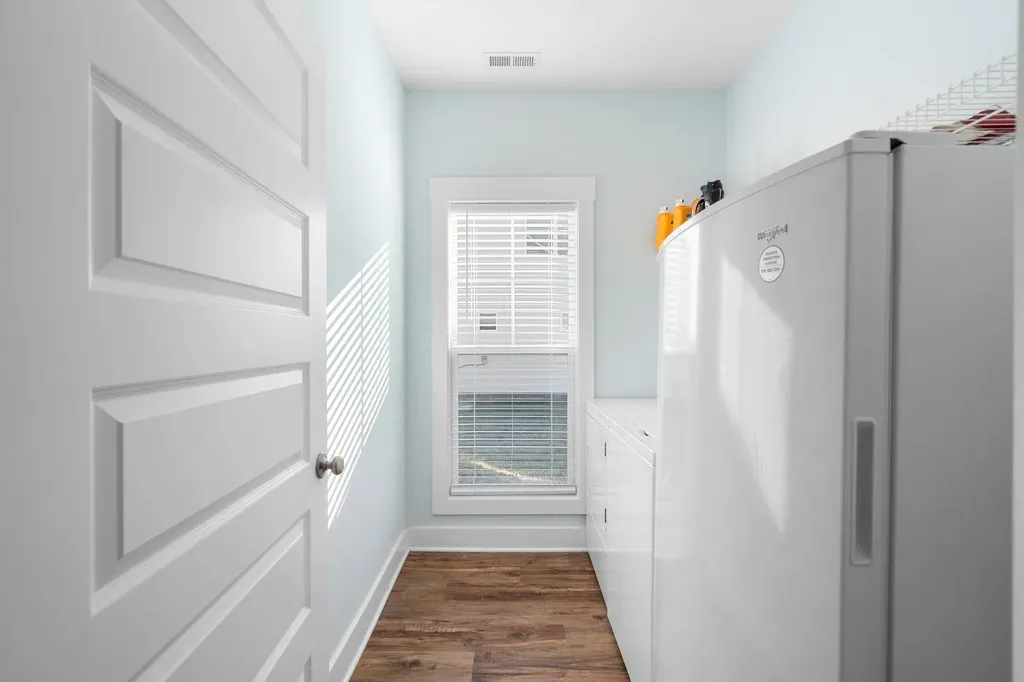 10111 Crookedhorn Court Bell Buckle TN 37020