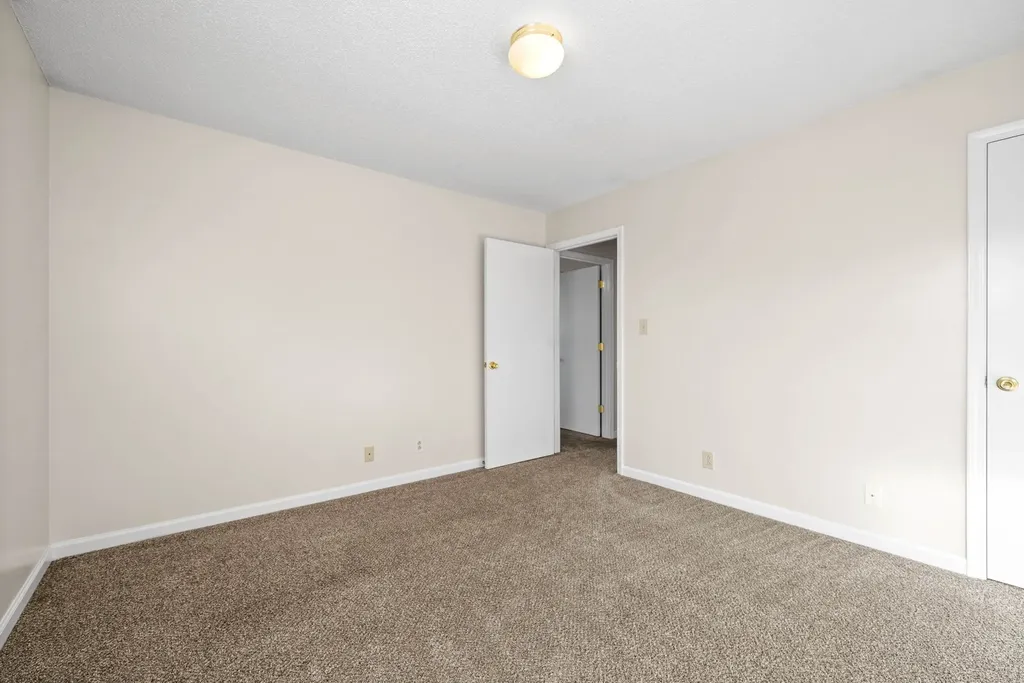 1891 Waters Edge Drive Clarksville TN 37043