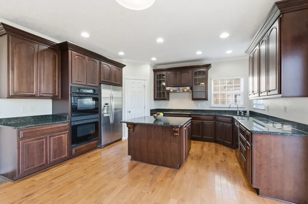 1005 Valley Cove Court Nashville TN 37221