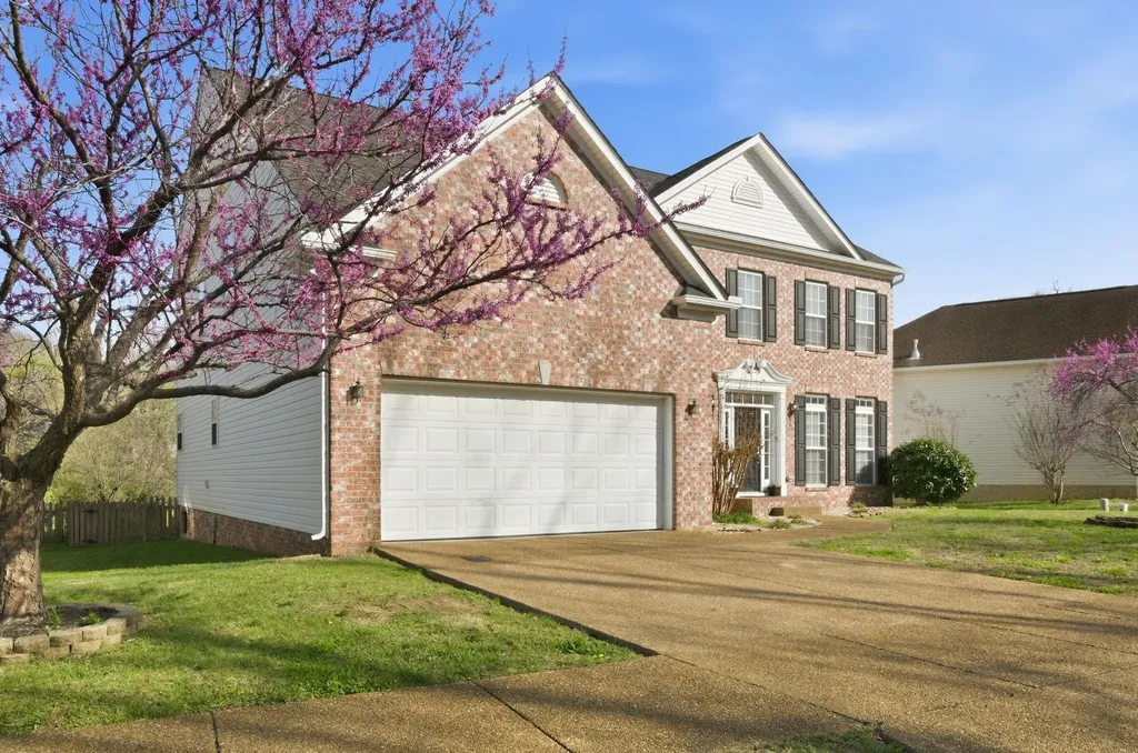 1005 Valley Cove Court Nashville TN 37221